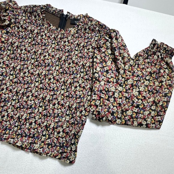 Vici Tops - VICI Floral Smocked Puff Sleeve Blouse Medium Black Multicolor Ruffle Neck Top